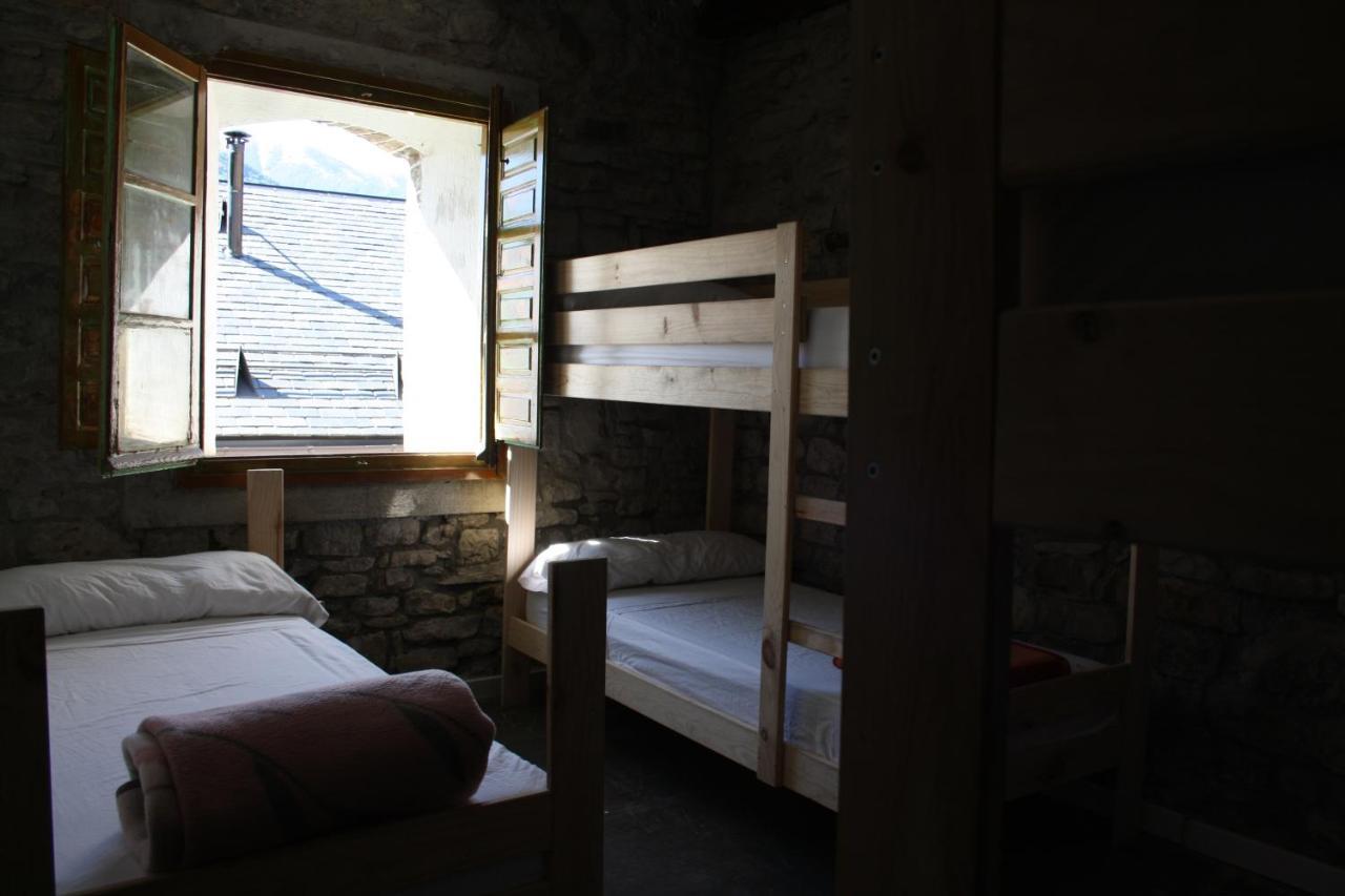 Albergue Casa De Broto Dış mekan fotoğraf